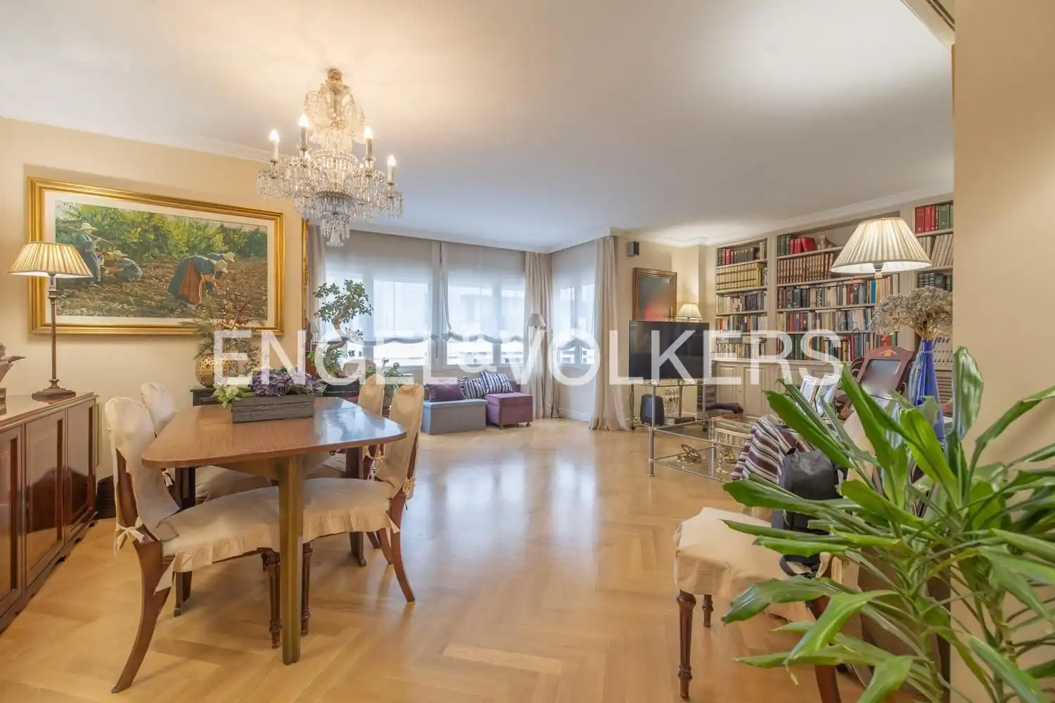 Comedor de Piso en venta en  Madrid Capital con Aire acondicionado, Calefacción y Parquet