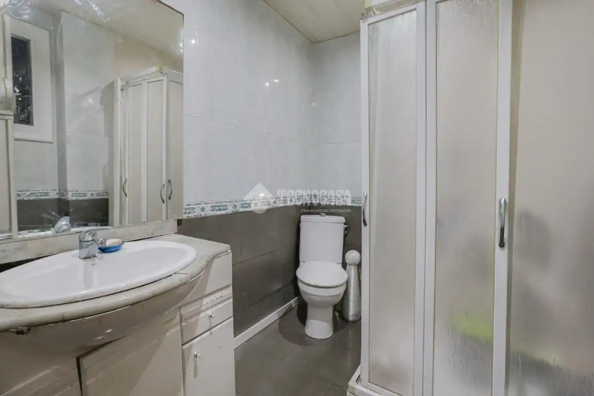 Baño de Piso en venta en Barcelona