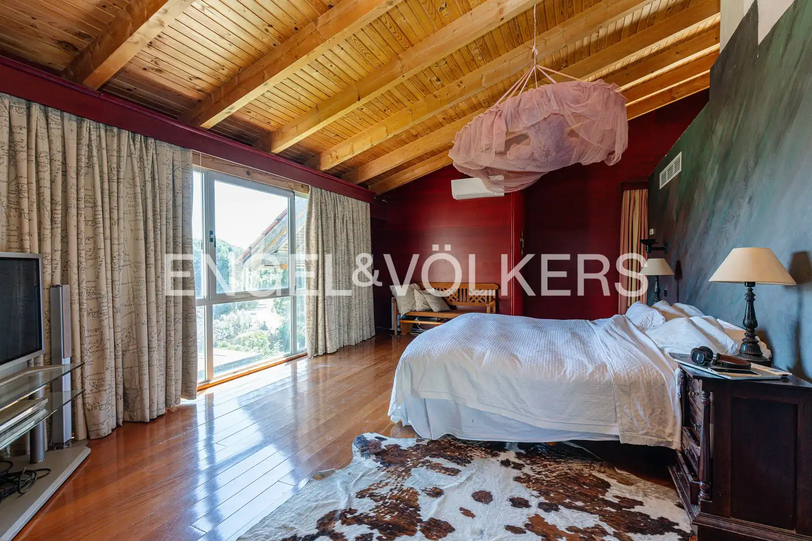 Habitación de Casa o chalet en venta en Majadahonda con Aire acondicionado, Calefacción y Jardín privado