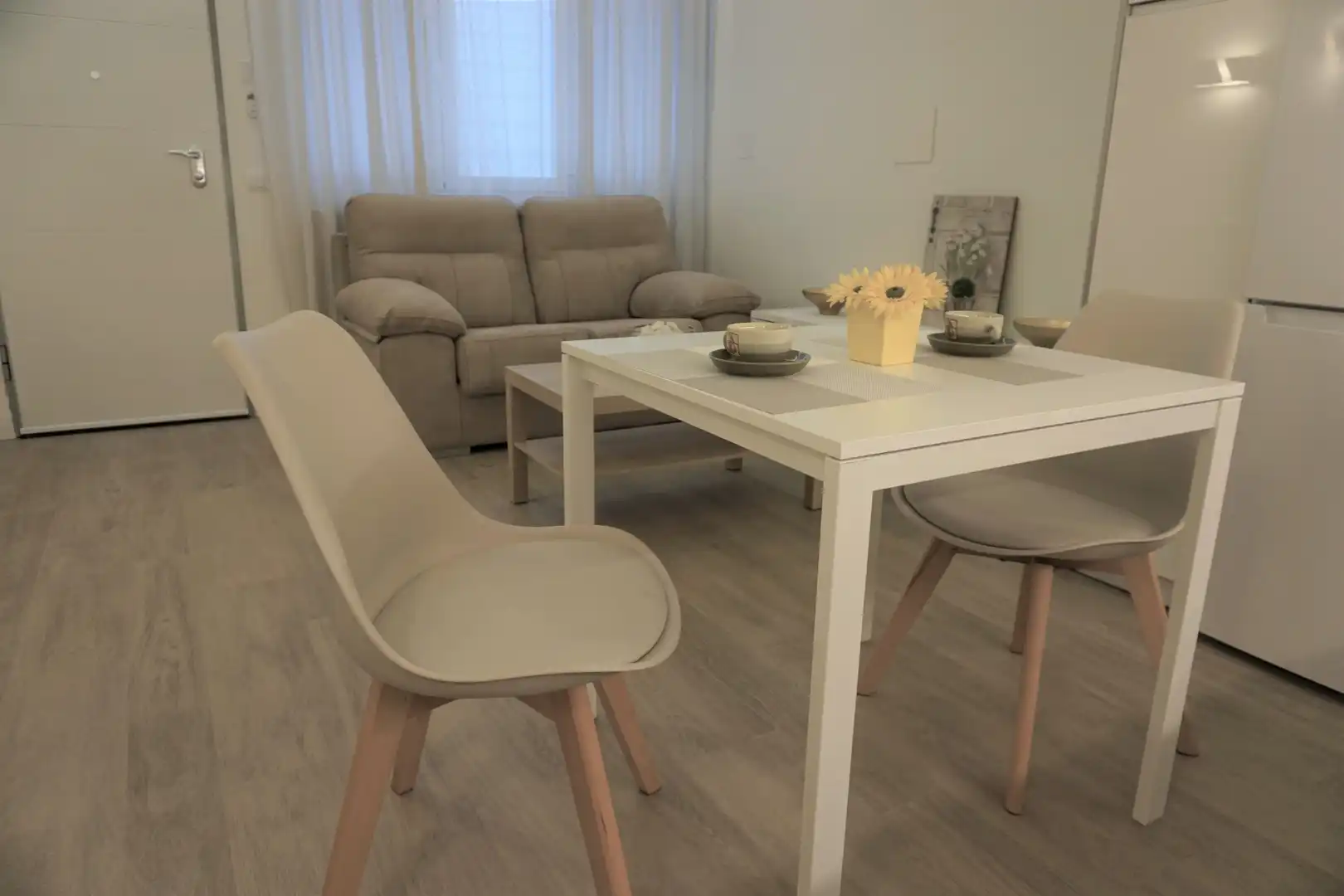 Sala d'estar de Apartament de lloguer en Madrid amb Calefacció i Moblat