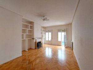 Exterior view of Apartment to rent in  Madrid Capital  with Air Conditioner, Heating and Parquet flooring