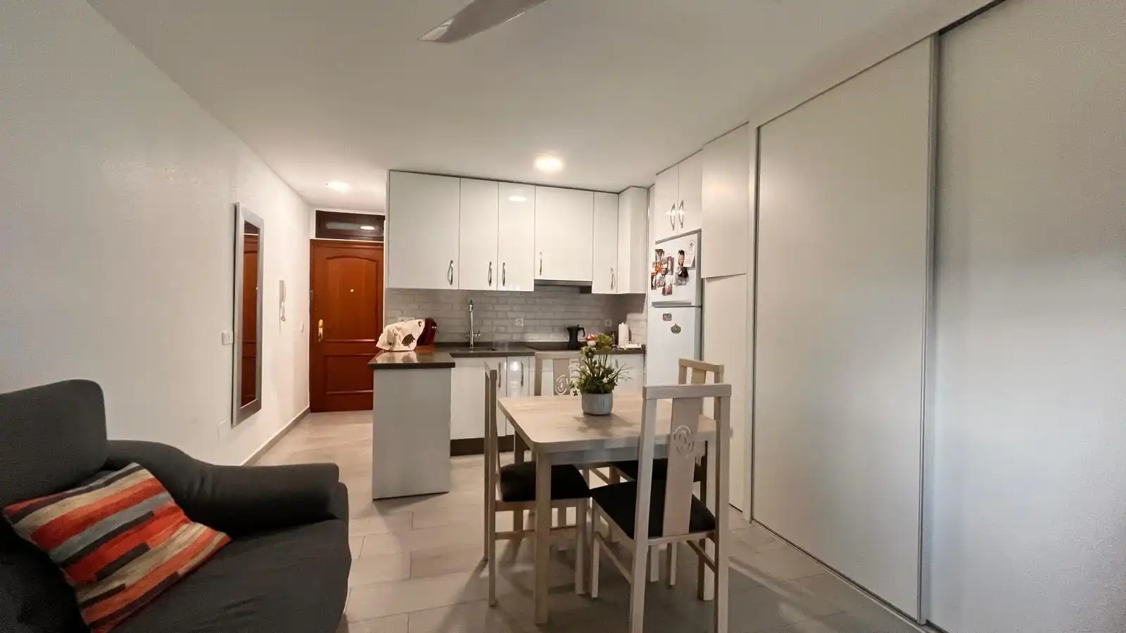 Loft zur Miete in Retamar
