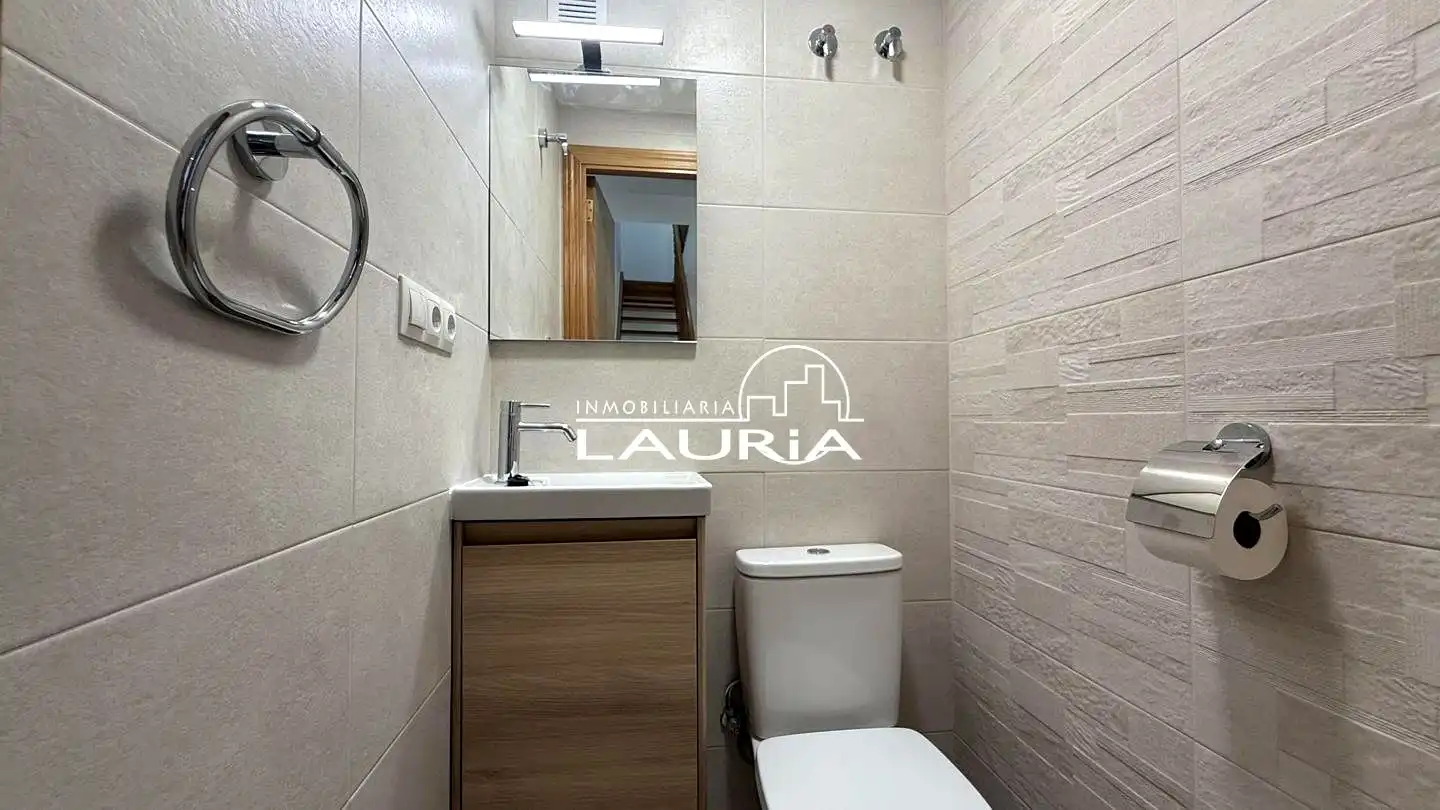 Maisonette zur Miete in Avinguda de l'Institut Obrer de València, Ciutat de les Ciències i de les Arts - Justicia