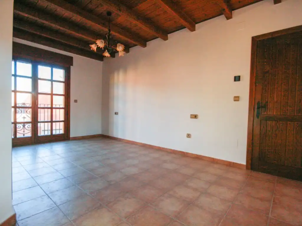 Casa adosada de alquiler en Coín