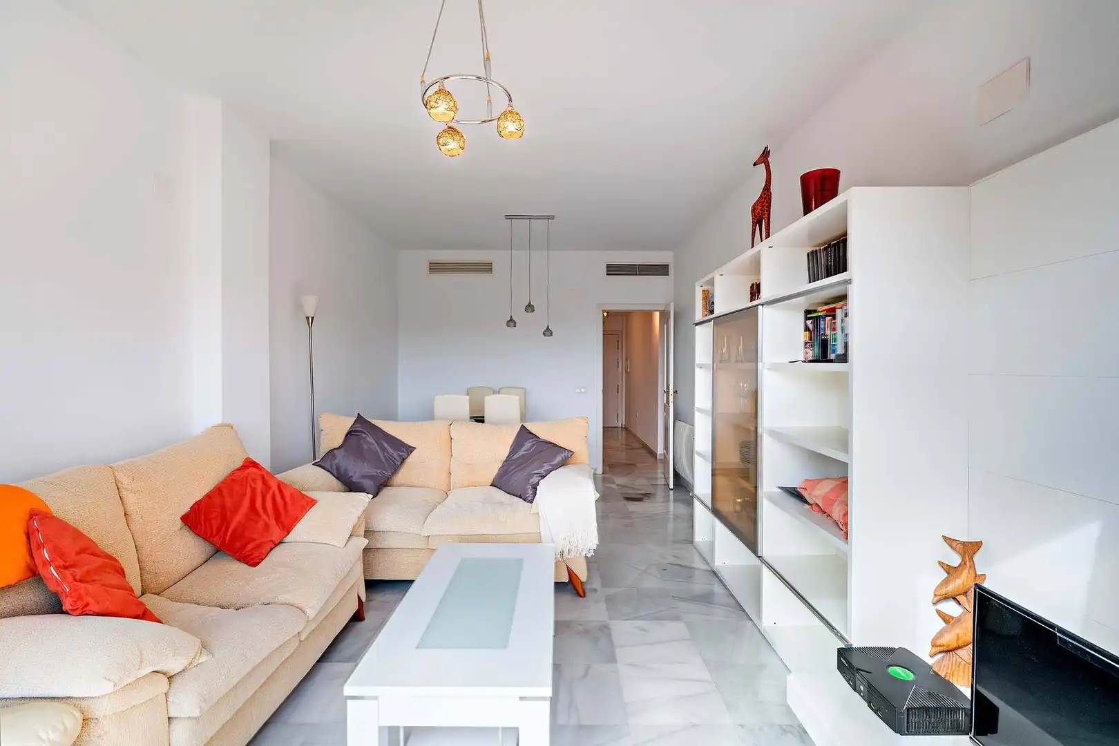 Sala de estar de Piso en venta en Almería con Jardín privado, Terraza y Trastero