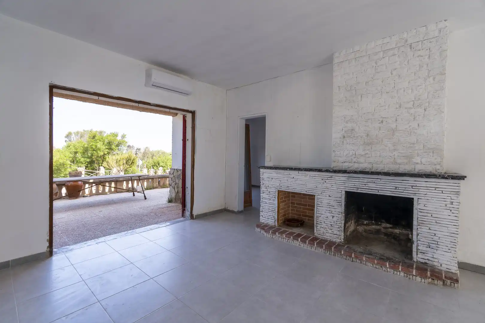 Ground floor for sale in Cala Llombards