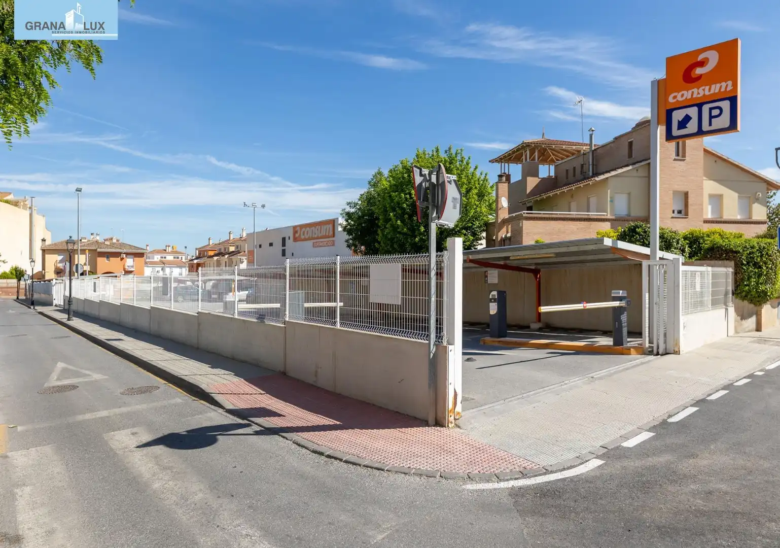 Parkplatz von Wohnung zum Verkauf in Las Gabias mit Terrasse, Abstellraum und Gemeinschaftspool