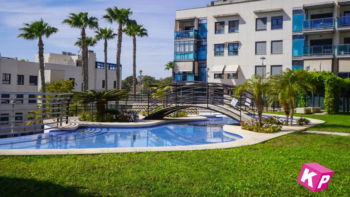 Piscina de Planta baja en venta en Santa Pola con Aire acondicionado, Calefacción y Terraza