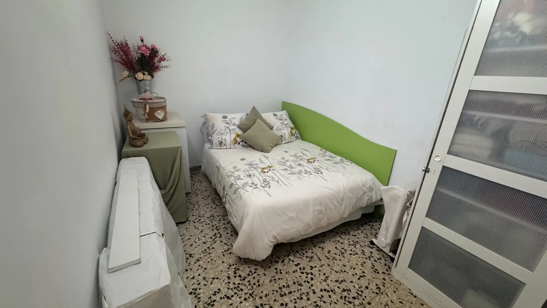 Habitación de Piso en venta en Montcada i Reixac con Horno, Balcón y Alarma