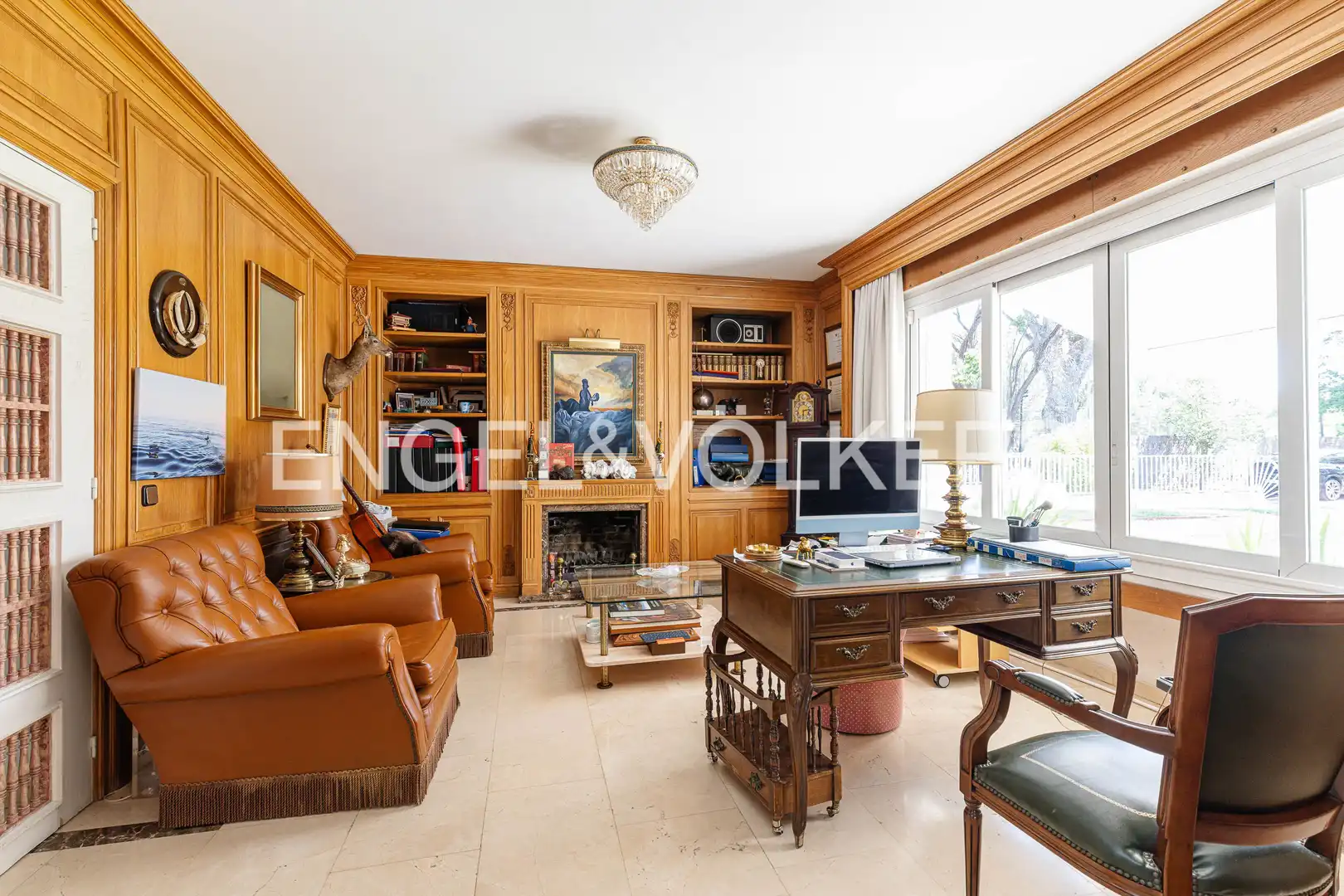 Sala d'estar de Casa o xalet en venda en Villanueva de la Cañada amb Aire condicionat, Calefacció i Jardí privat