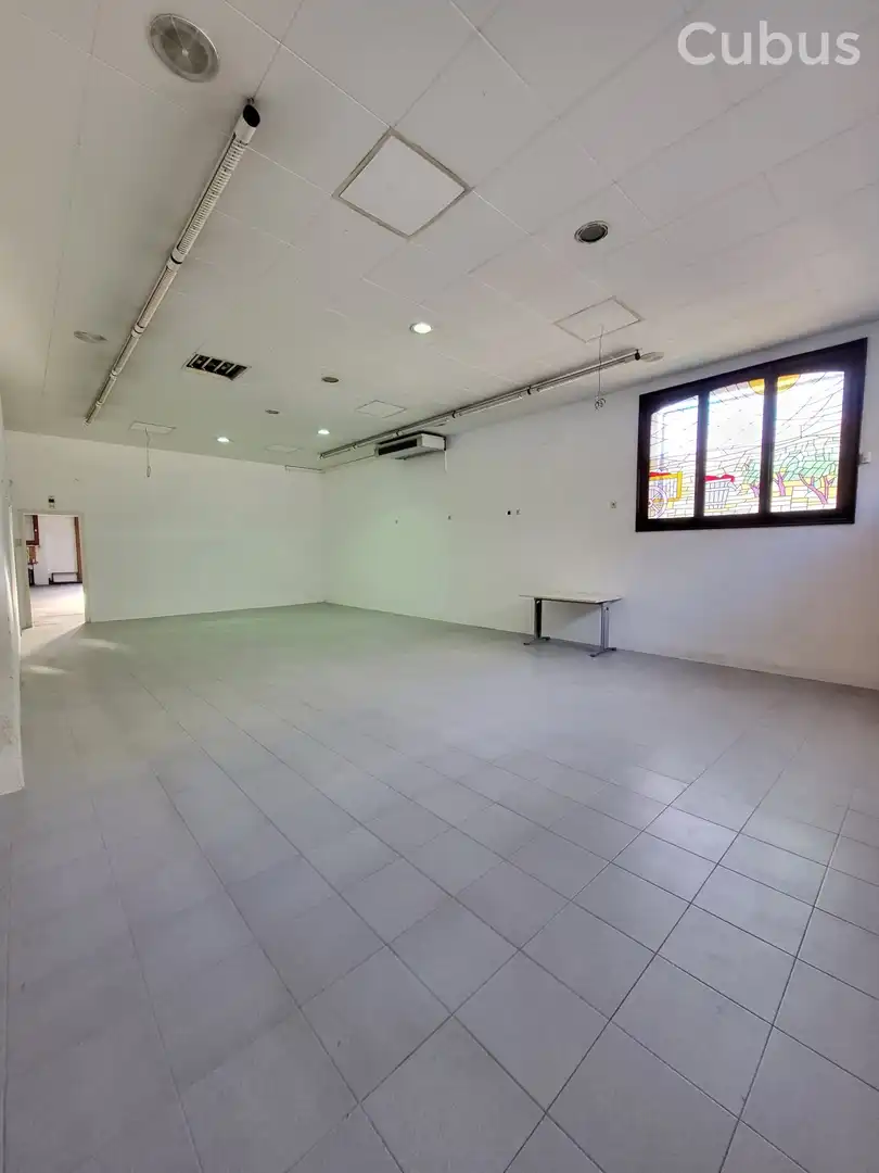 Business premises for sale in Olot, imagen 6