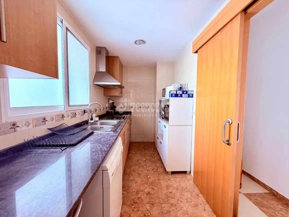 Küche von Wohnung zum Verkauf in Mislata mit Klimaanlage, Möbliert und Balkon