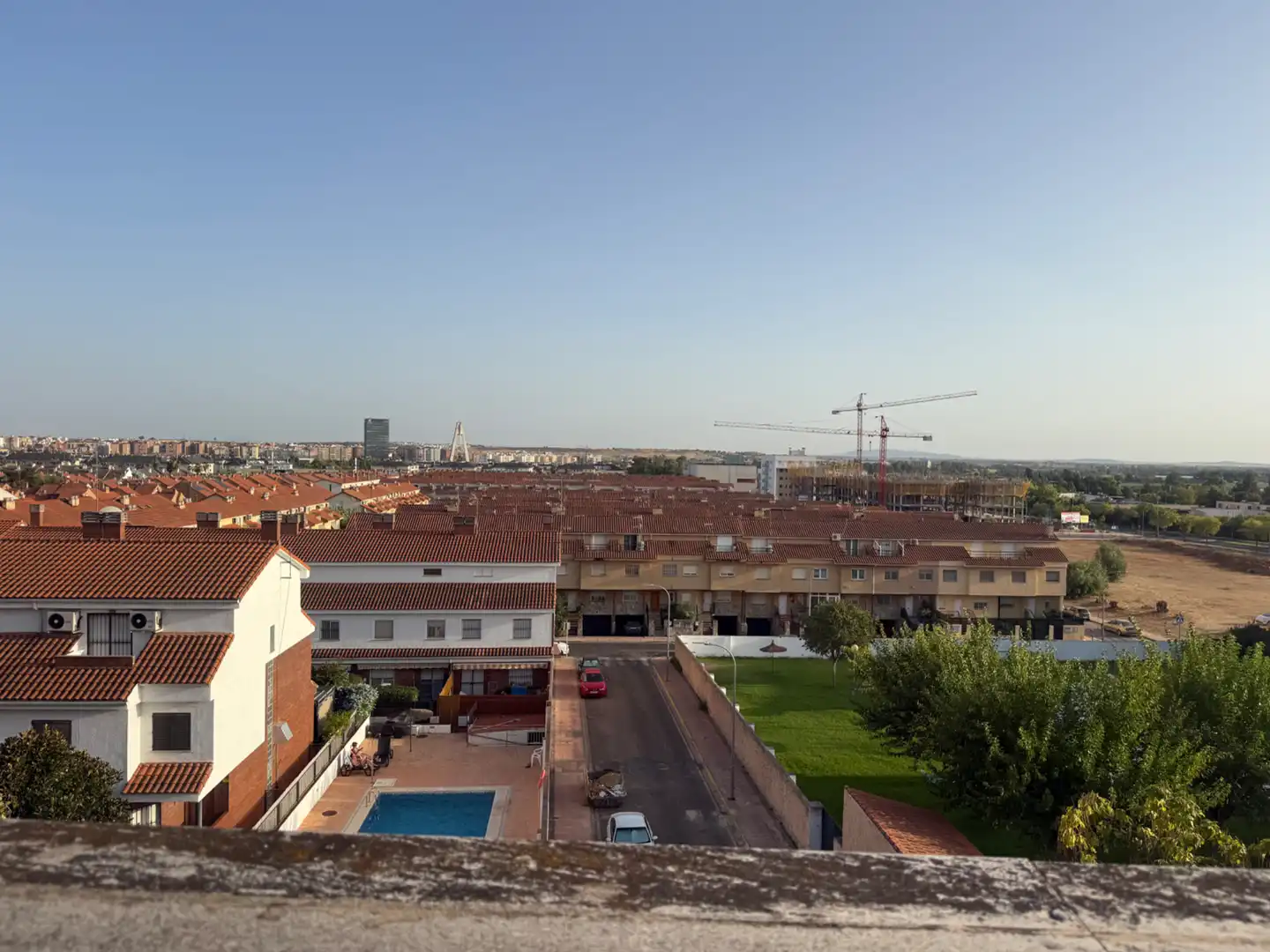 Exterior view of Apartments for sale in Badajoz  with Air Conditioner, Terrace and Storage room