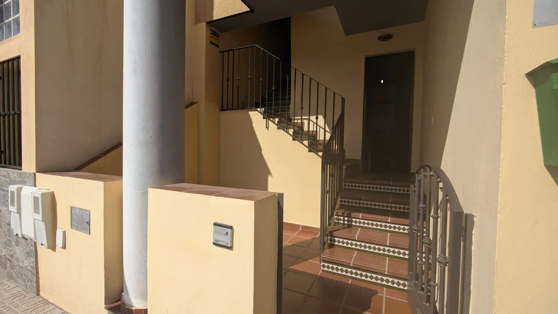 Casa adosada en venta en Guadix con Calefacción