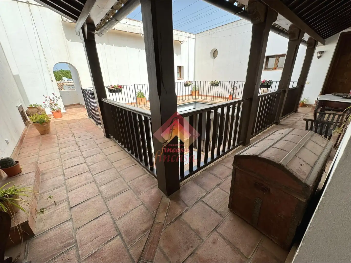 Außenansicht von Maisonette zum Verkauf in Ronda mit Heizung, Privatgarten und Balkon