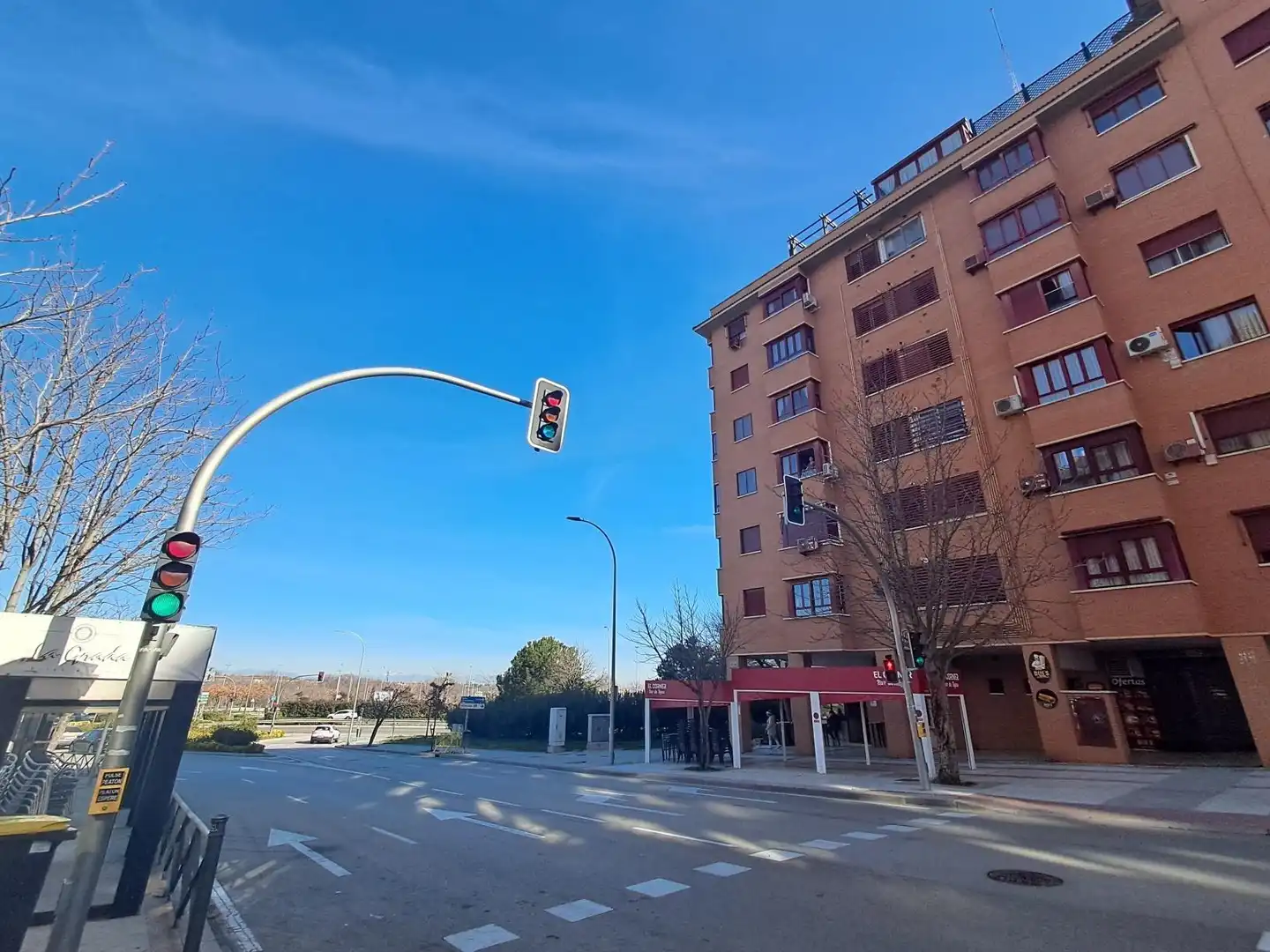 Vista exterior de Piso en venta en Madrid con Aire acondicionado, Calefacción y Jardín privado