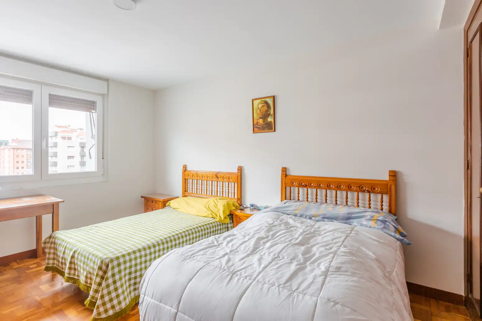 Habitación de Piso en venta en  Pamplona / Iruña con Calefacción, Parquet y Terraza