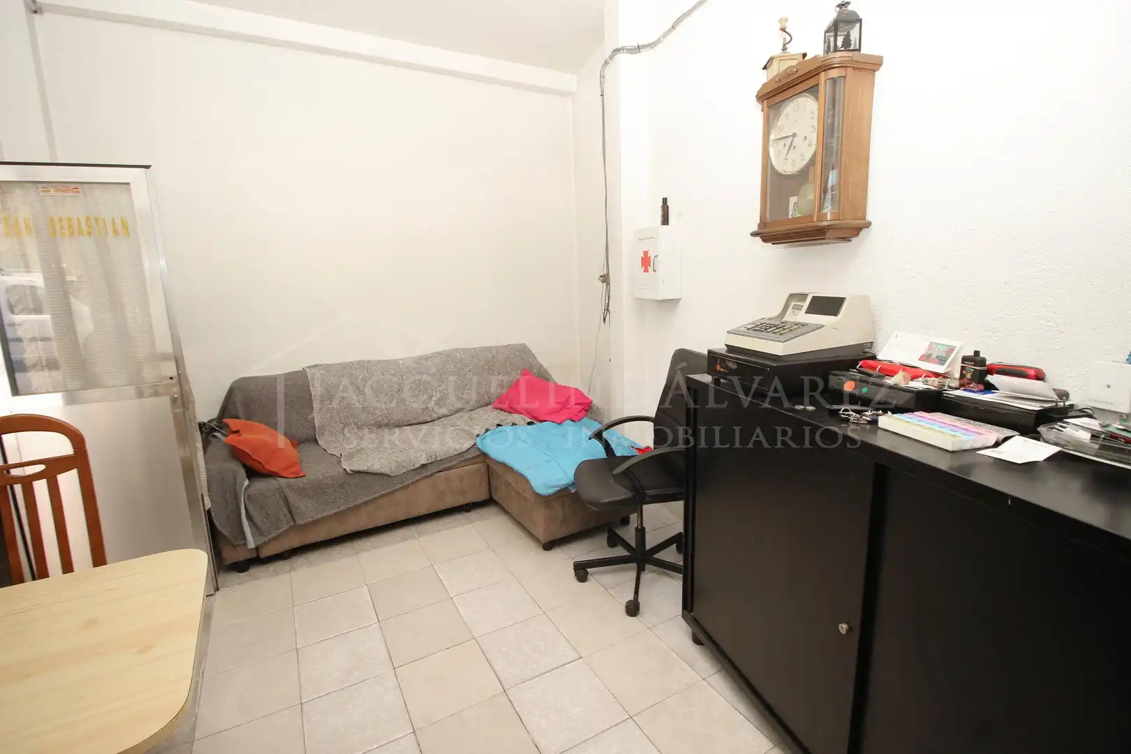 Business premises for sale in Calle Calle Santo Tomás de Aquino, imagen 4
