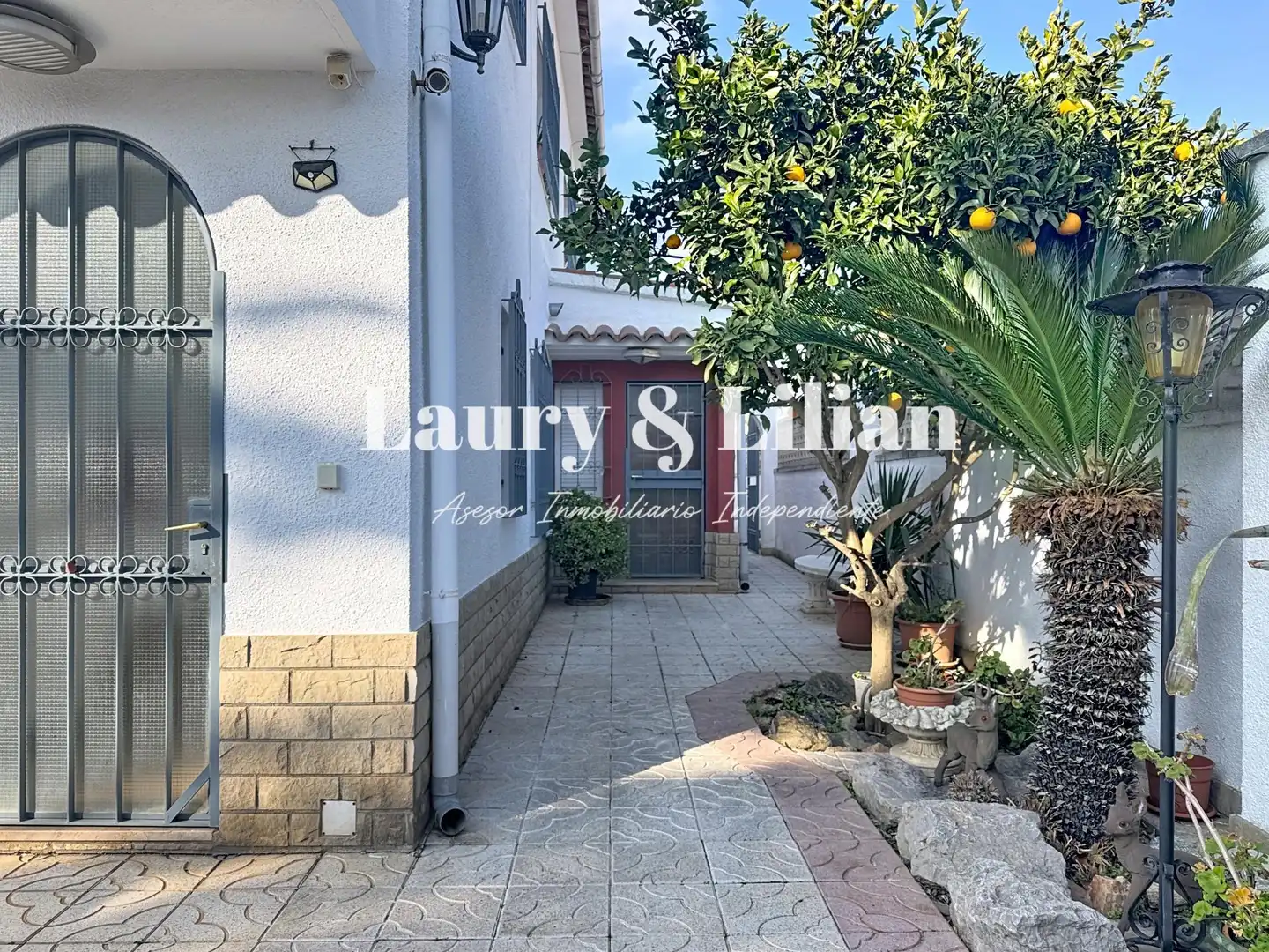 Vista exterior de Casa o chalet en venta en Empuriabrava con Aire acondicionado, Calefacción y Terraza