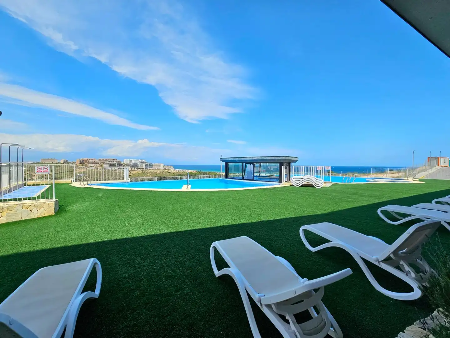 Piscina de Apartament en venda en Santa Pola
