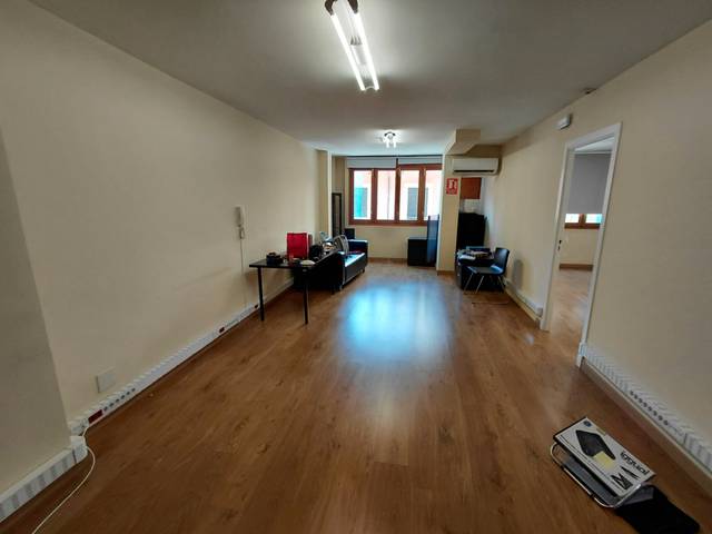 Oficina en Alquiler en Pere Garau