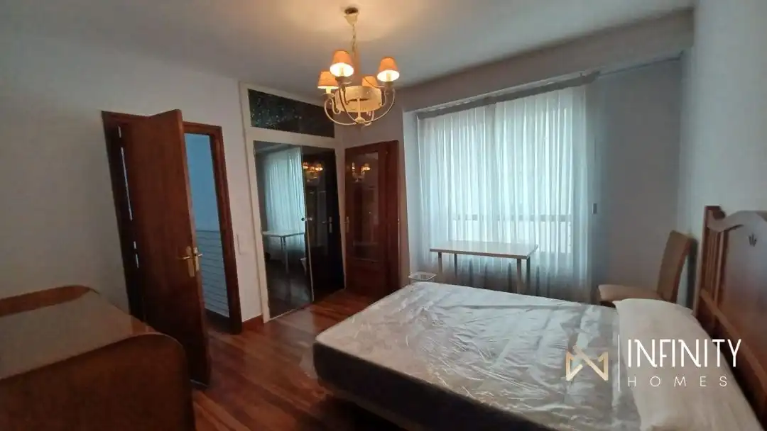 Schlafzimmer von Wohnung zur Miete in Bilbao  mit Terrasse
