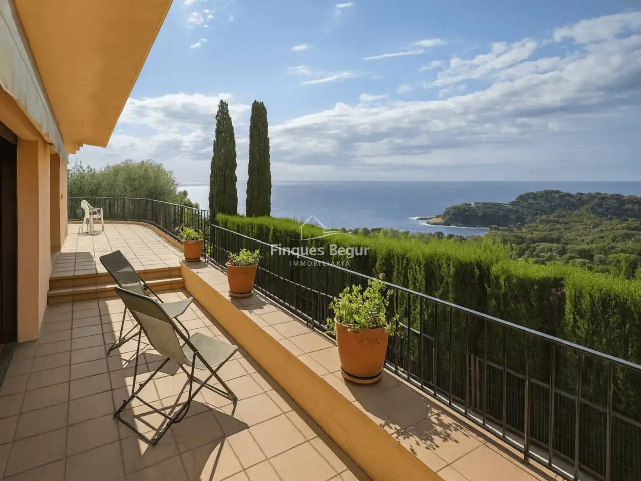 Detached house with garden for sale in Calle Lilars