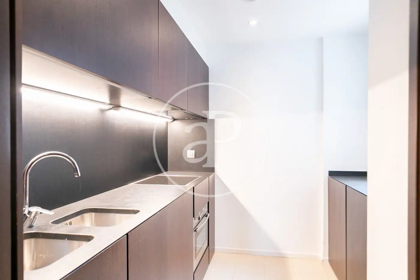 Appartamento con terrazza in vendita a Via Augusta, imagen 8