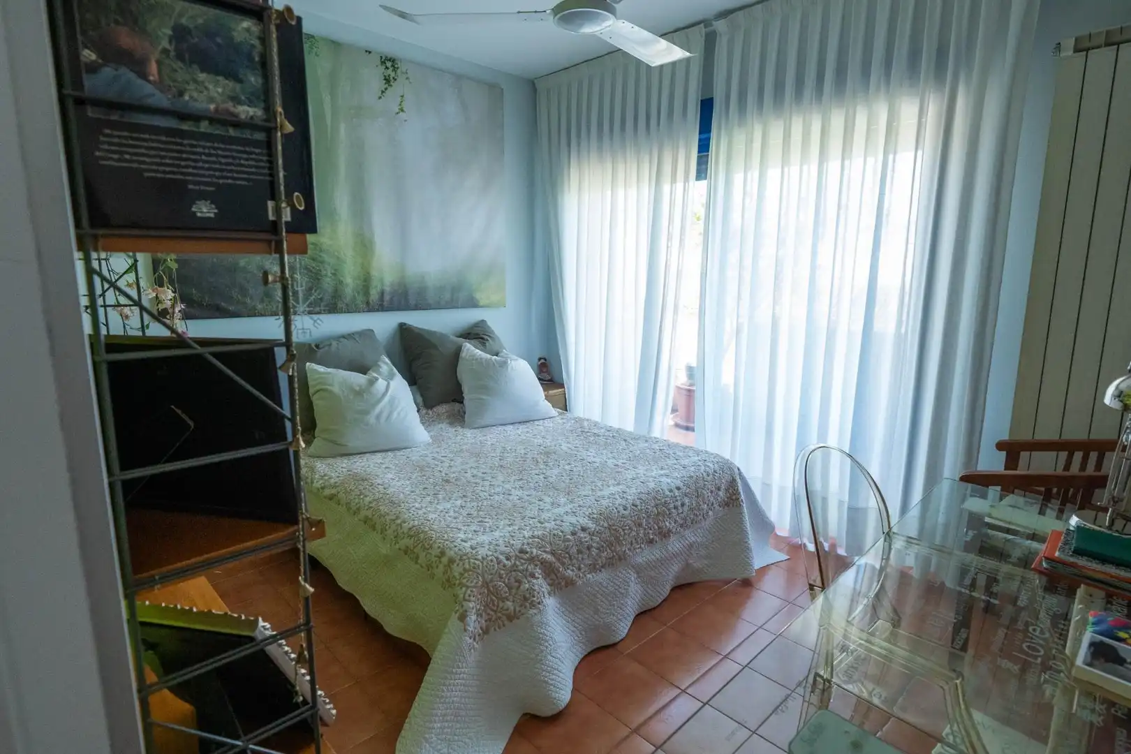 Schlafzimmer von Haus oder Chalet zum Verkauf in Madrid mit Klimaanlage, Heizung und Privatgarten
