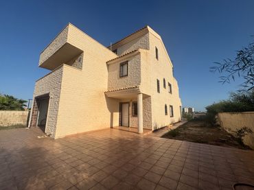 Villa mit Balkon zum Verkauf in Polígono Veneciola C 5