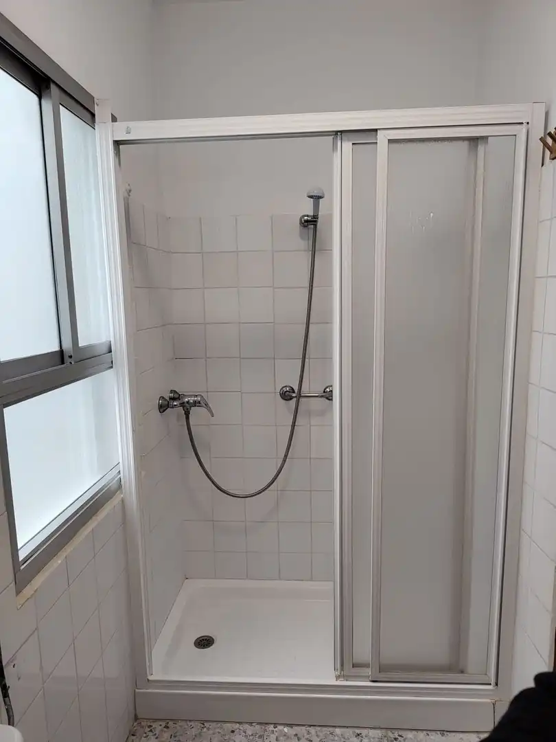 Baño de Piso de alquiler en Jaén con Balcón