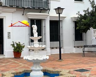 Vista exterior de Casa adosada en venda en Almonte amb Aire condicionat, Calefacció i Terrassa