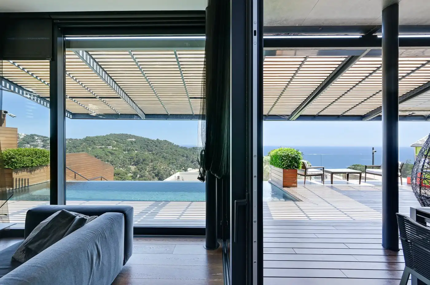 Terrasse von Haus oder Chalet zum Verkauf in Lloret de Mar mit Klimaanlage, Heizung und Privatgarten