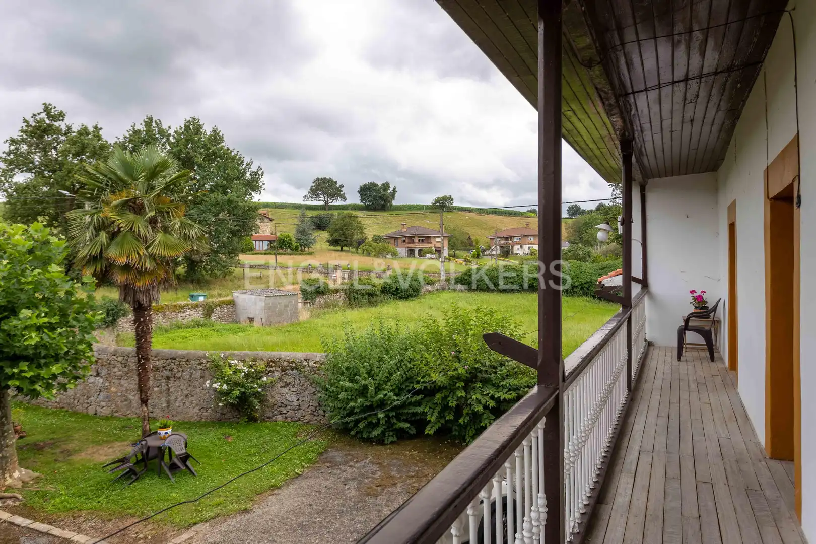 Vista exterior de Finca rústica en venta en Entrambasaguas con Calefacción, Jardín privado y Balcón