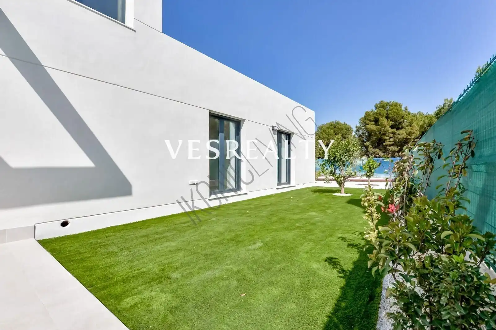 Chalet con piscina en venta en Golf Bahía, imagen 32