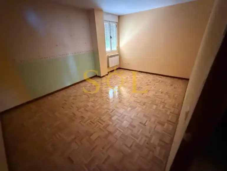 Pis en venda en Villaquilambre amb Calefacció i Traster