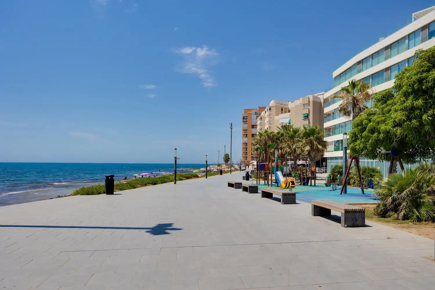 Vista exterior de Ático en venta en Torrevieja con Aire acondicionado, Terraza y Amueblado