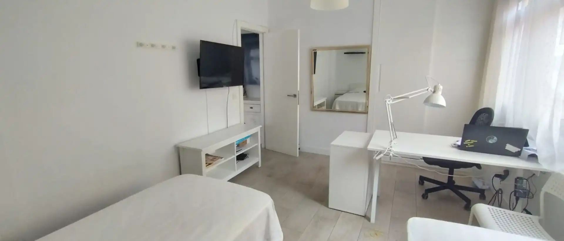 Habitación de Piso de alquiler en Las Palmas de Gran Canaria con Amueblado, Horno y Lavadora