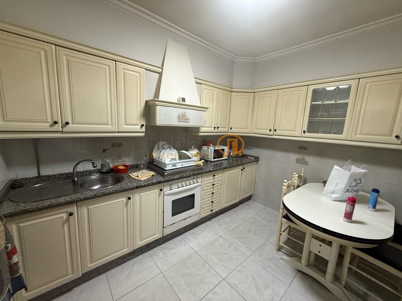 Kitchen of House or chalet for sale in Vilagarcía de Arousa  with Private garden, Terrace and Storage room