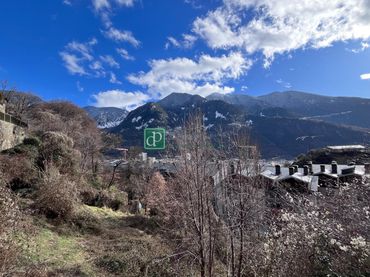 Residential land for sale in Les Escaldes