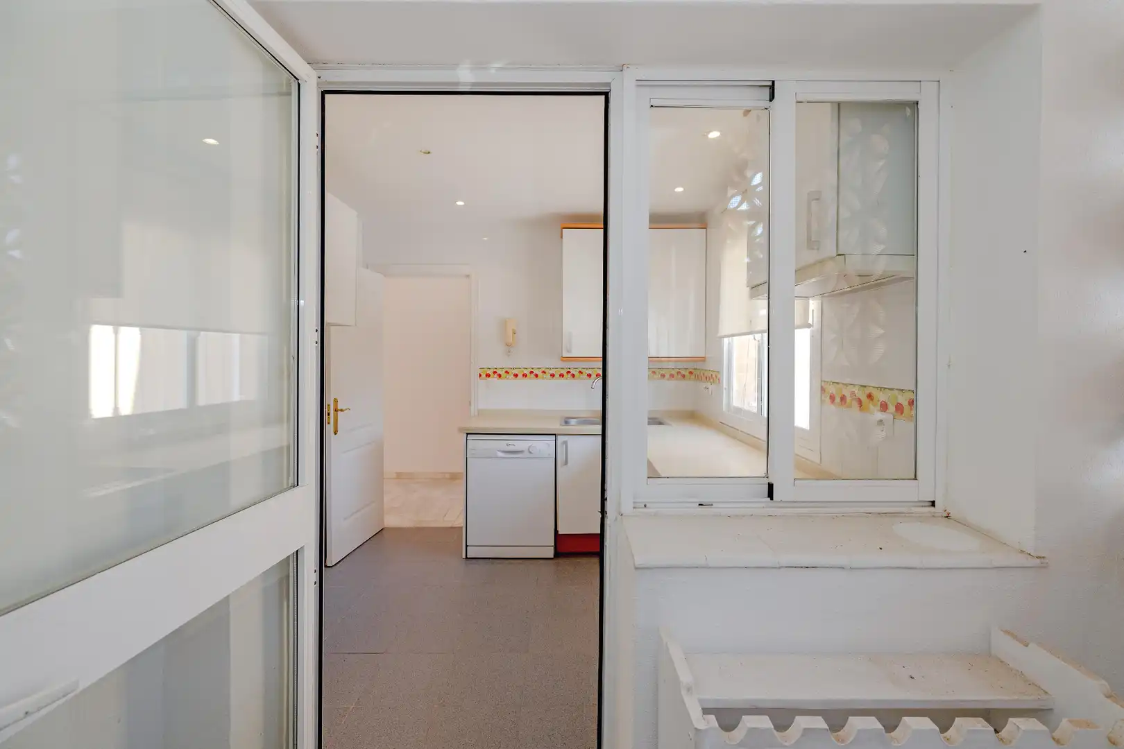 Küche von Wohnung zum Verkauf in Marbella mit Klimaanlage, Heizung und Terrasse