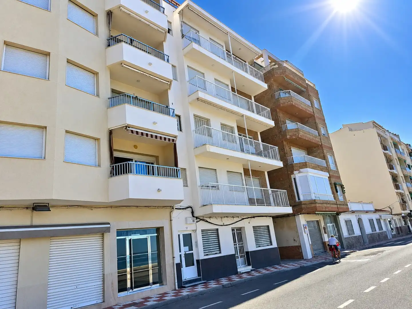 Flat with lift for sale in Calle Acera del Mar 16, imagen 3