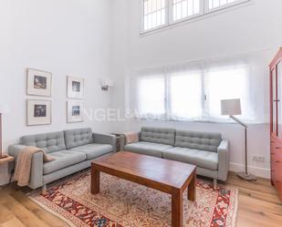 Living room of Apartment to rent in  Madrid Capital  with Air Conditioner and Heating