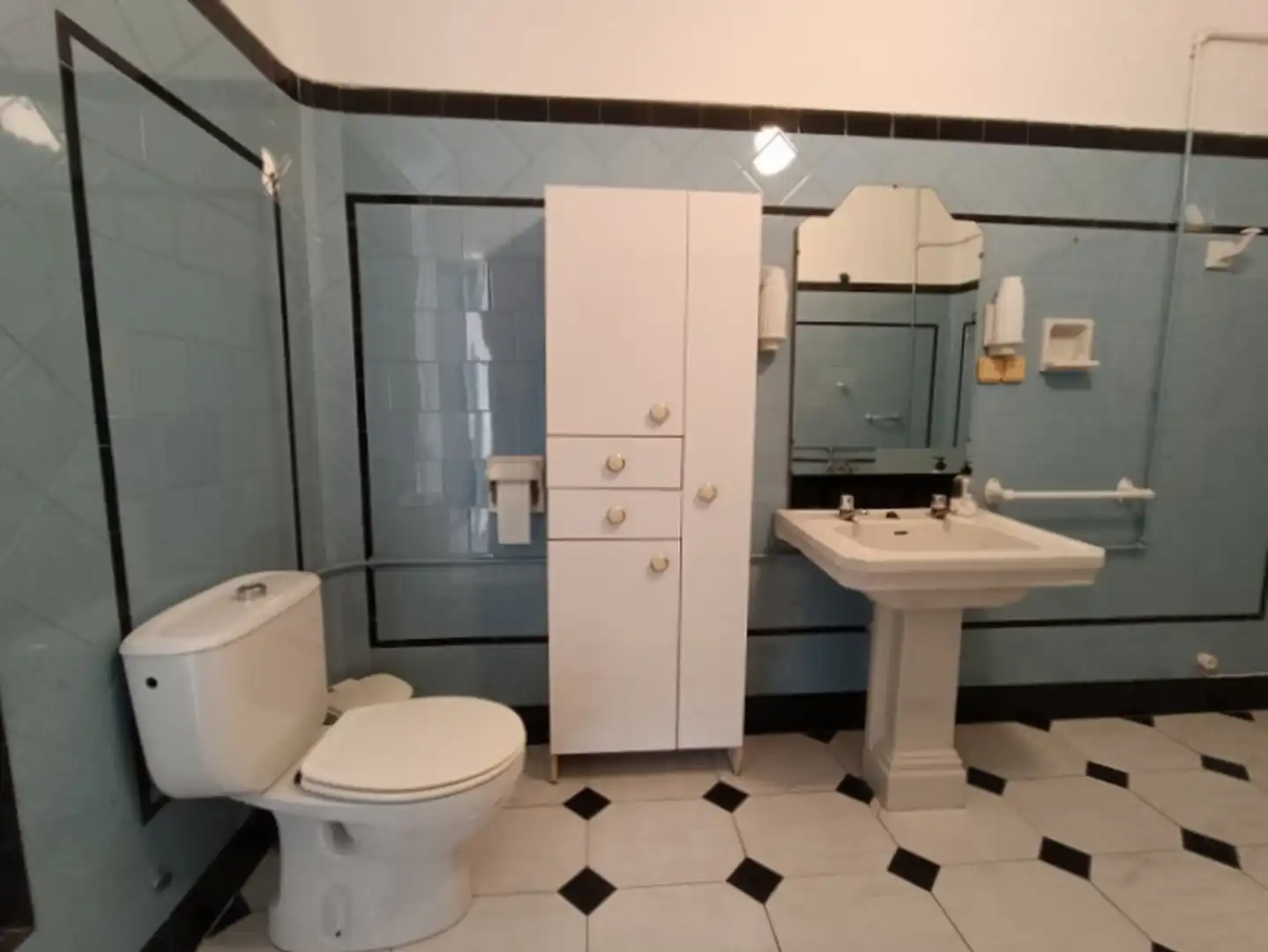 Bathroom of Houses for sale in Hellín  with Balcony