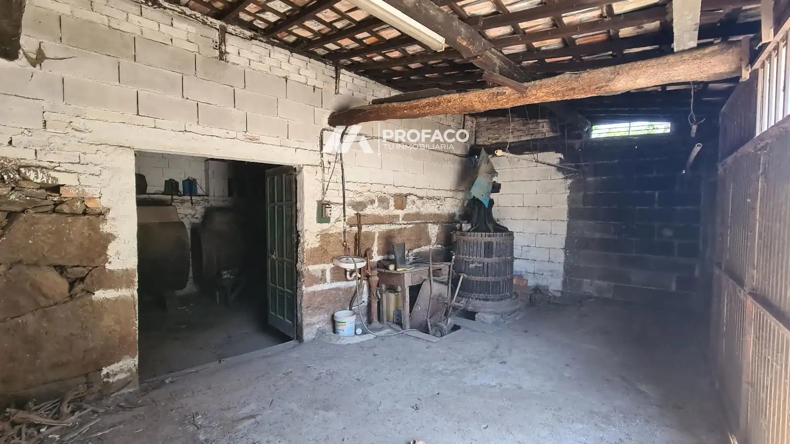 Casa o xalet en venda en Cenlle amb Terrassa, Traster i Moblat