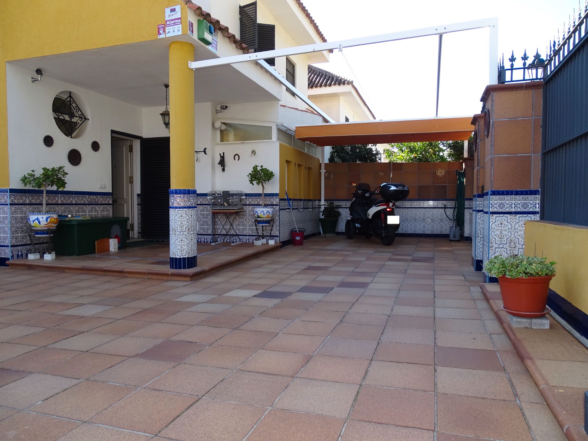 Terrace of Single-family semi-detached for sale in El Puerto de Santa María  with Air Conditioner, Private garden and Terrace