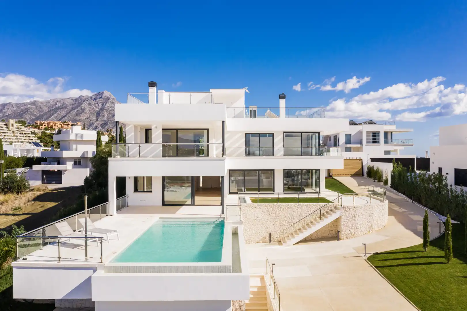 Villa con terrazza in vendita a Nueva Andalucía, imagen 8