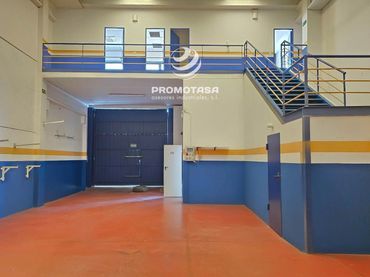 Nave industrial en alquiler en Tungsteno