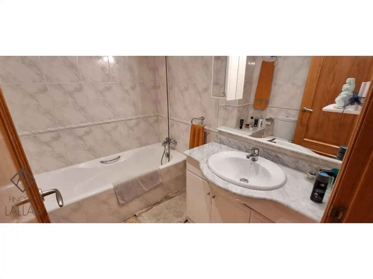 Baño de Casa adosada en venta en Granollers con Calefacción, Jardín privado y Terraza