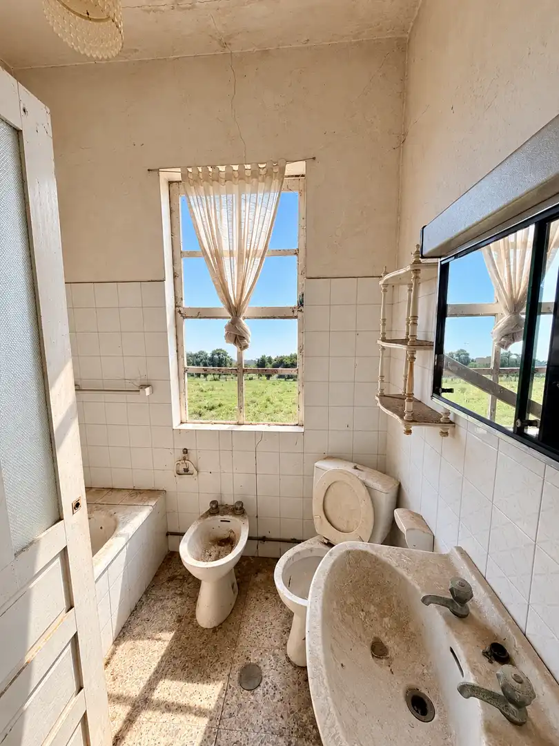 Bathroom of Houses for sale in Coristanco, A Coruña